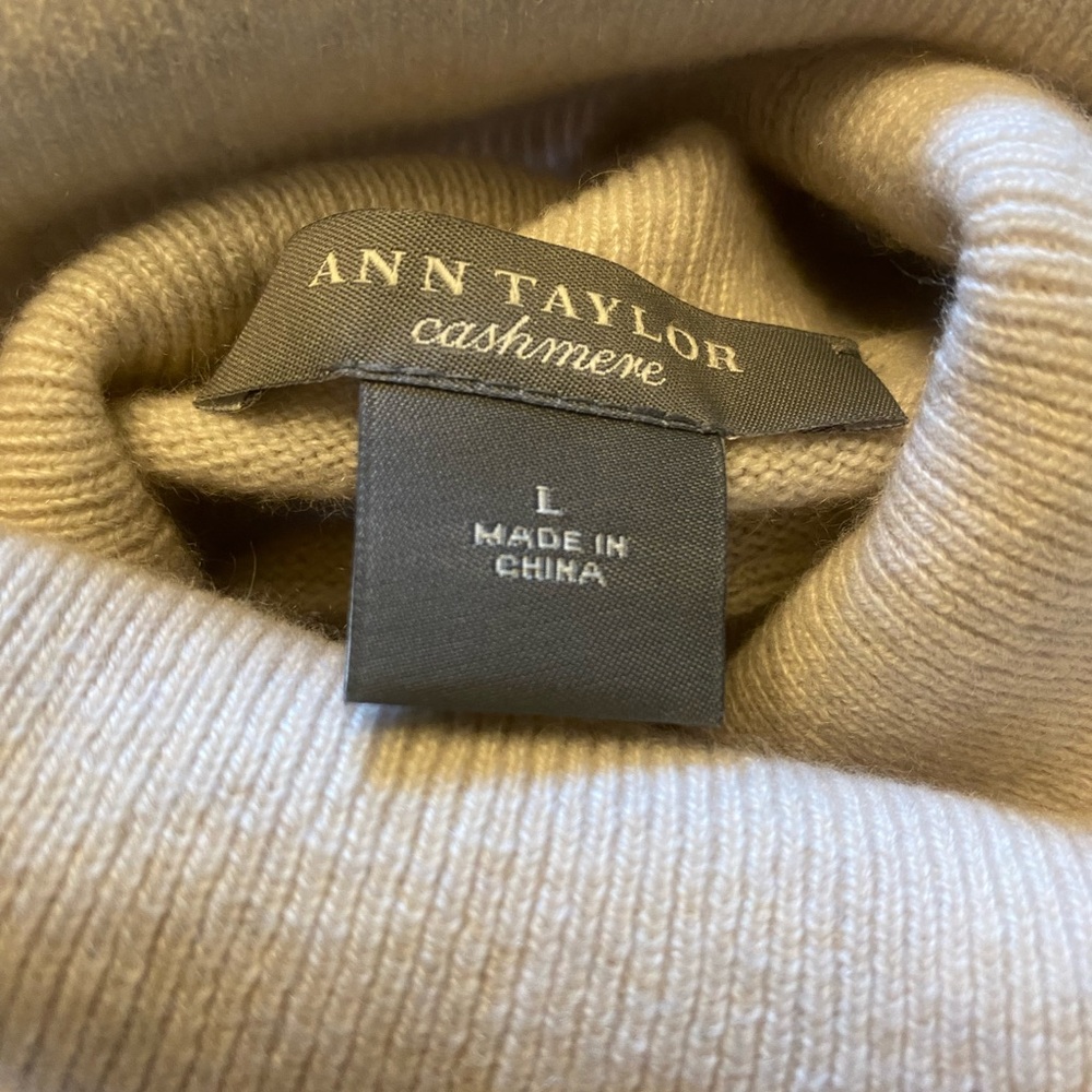 Ann Taylor Cream Cashmere Turtleneck Sweater - Picture 5 of 6